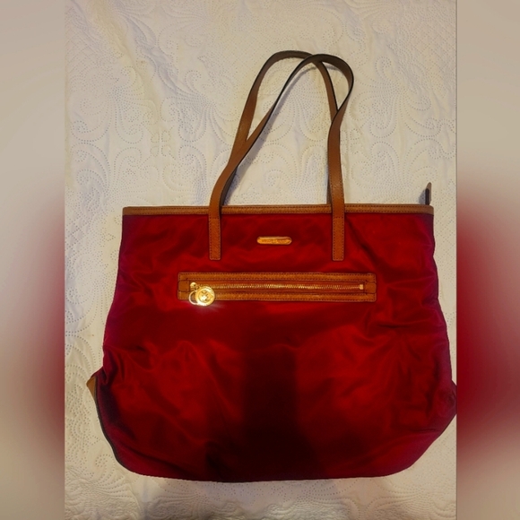 Michael Kors Nylon tote EUC - Picture 1 of 13